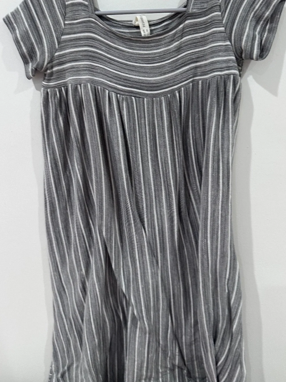 grey dress